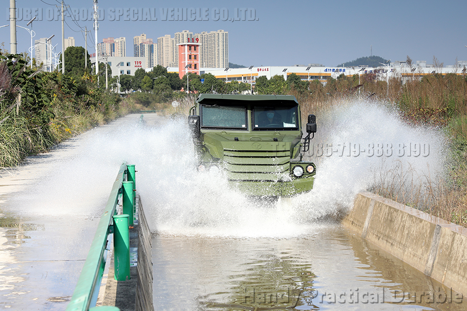 防弹装甲车底盘yy11
