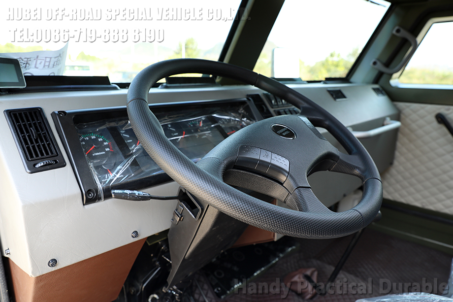 防弹装甲车底盘yy14