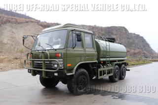 东风EQ2102N改装洒水车_六驱双排越野洒水车_8~10m³油罐车